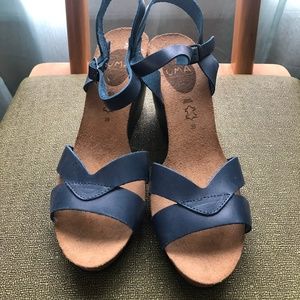 BRAND NEW Blue Leather Wedge Made in Spain